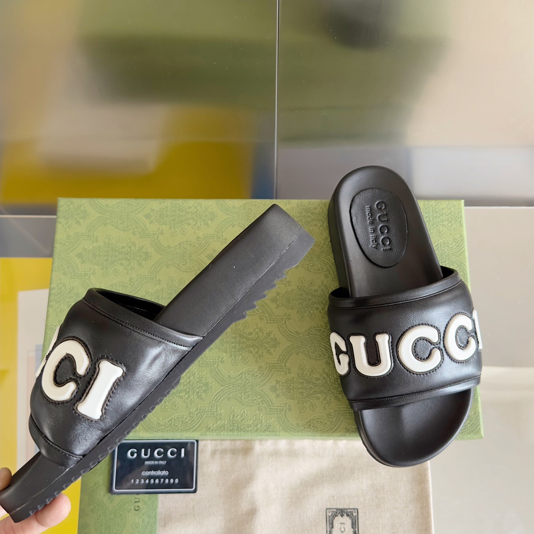 Gucci Slippers Couple Models - Image 2