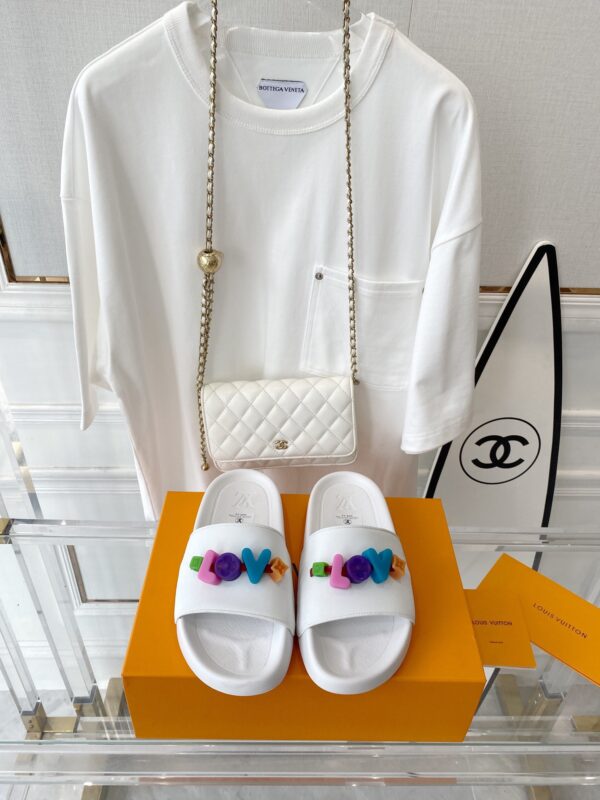 Louis Vuitton Exclusive New 2023 Slippers