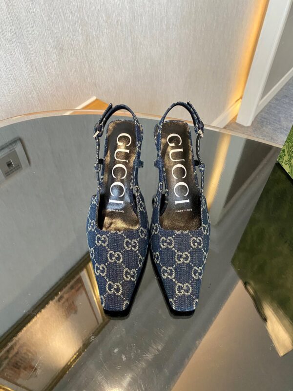Gucci New Vintage Sandals