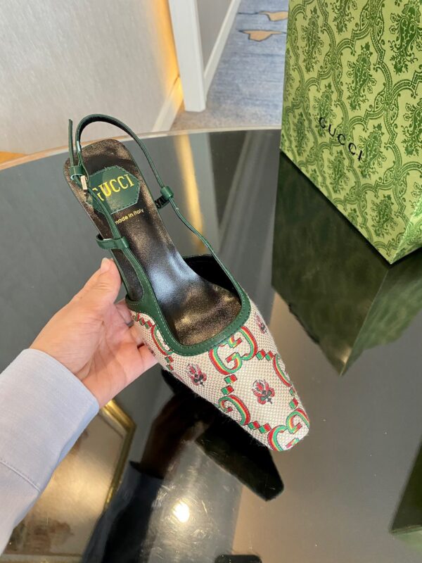 Gucci New Vintage Sandals