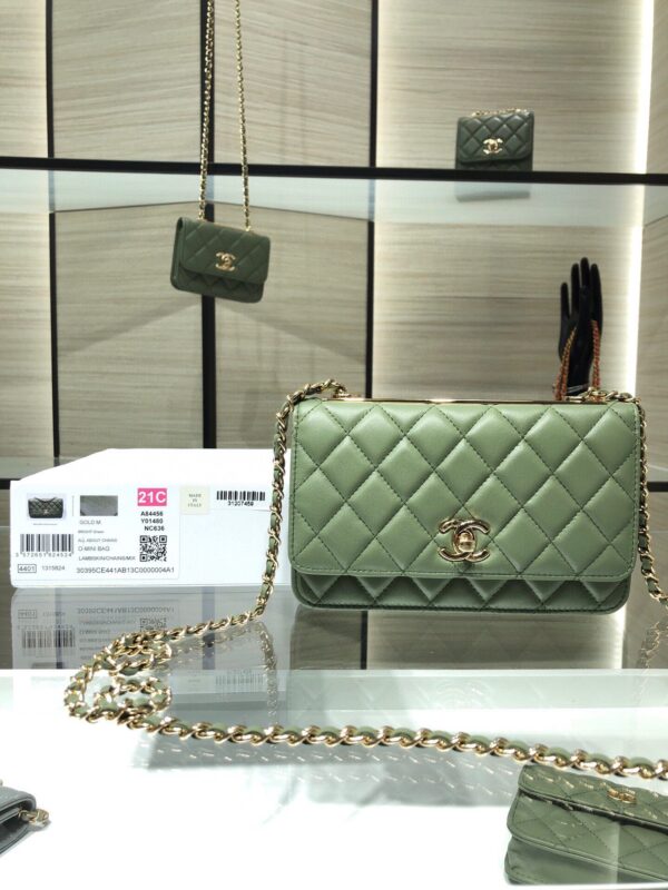 Chanel WOC Chain Bag