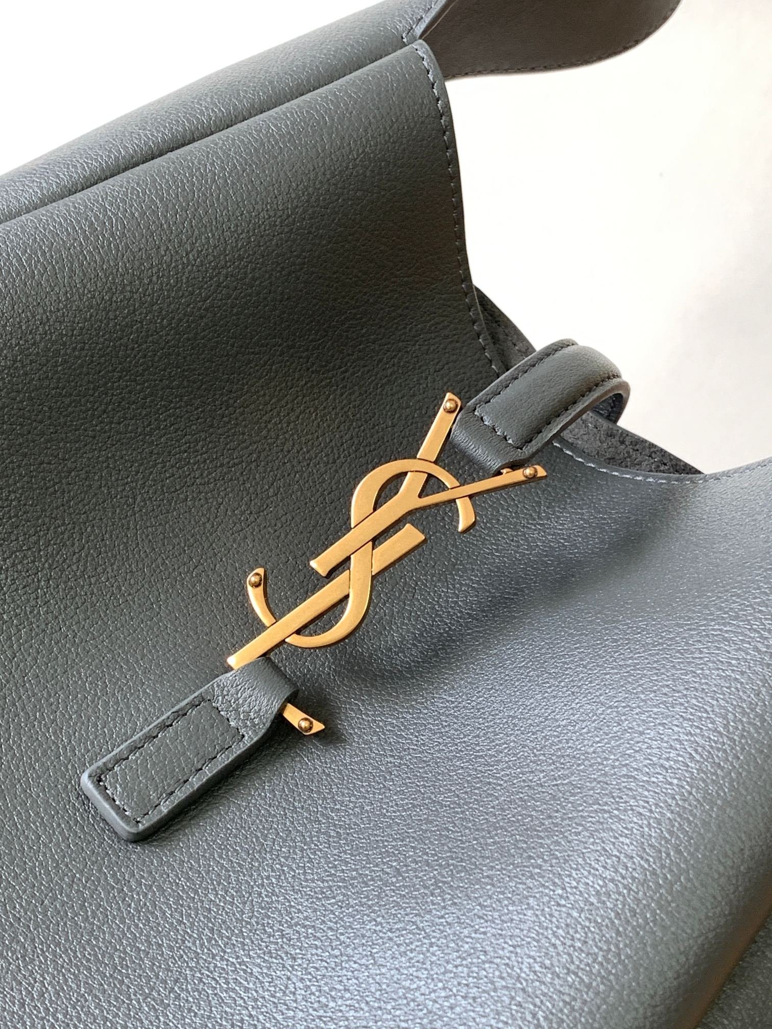 Saint Laurent Underarm Bag - Image 7