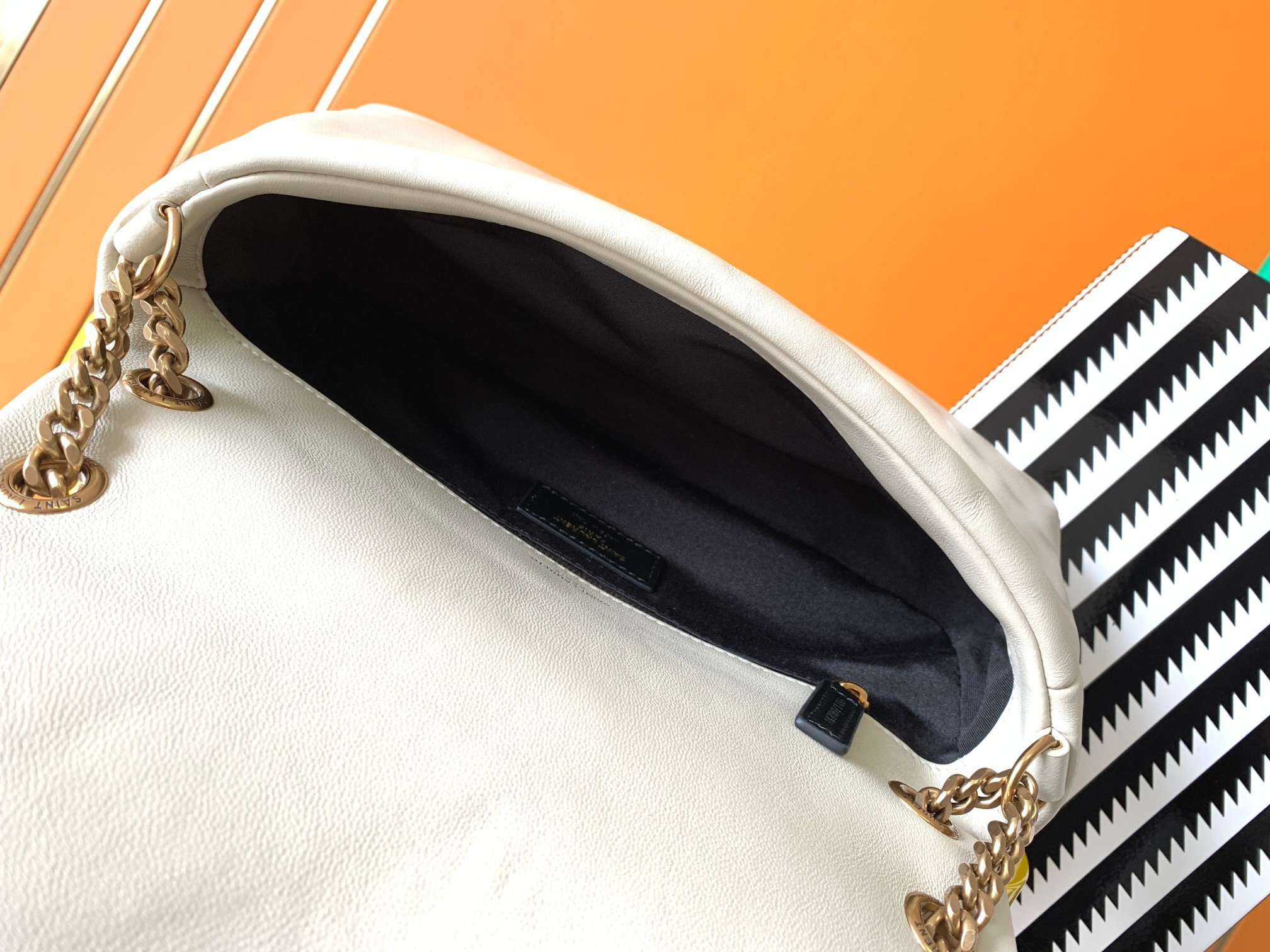 Saint Laurent Lambskin Chain Bag - Image 7