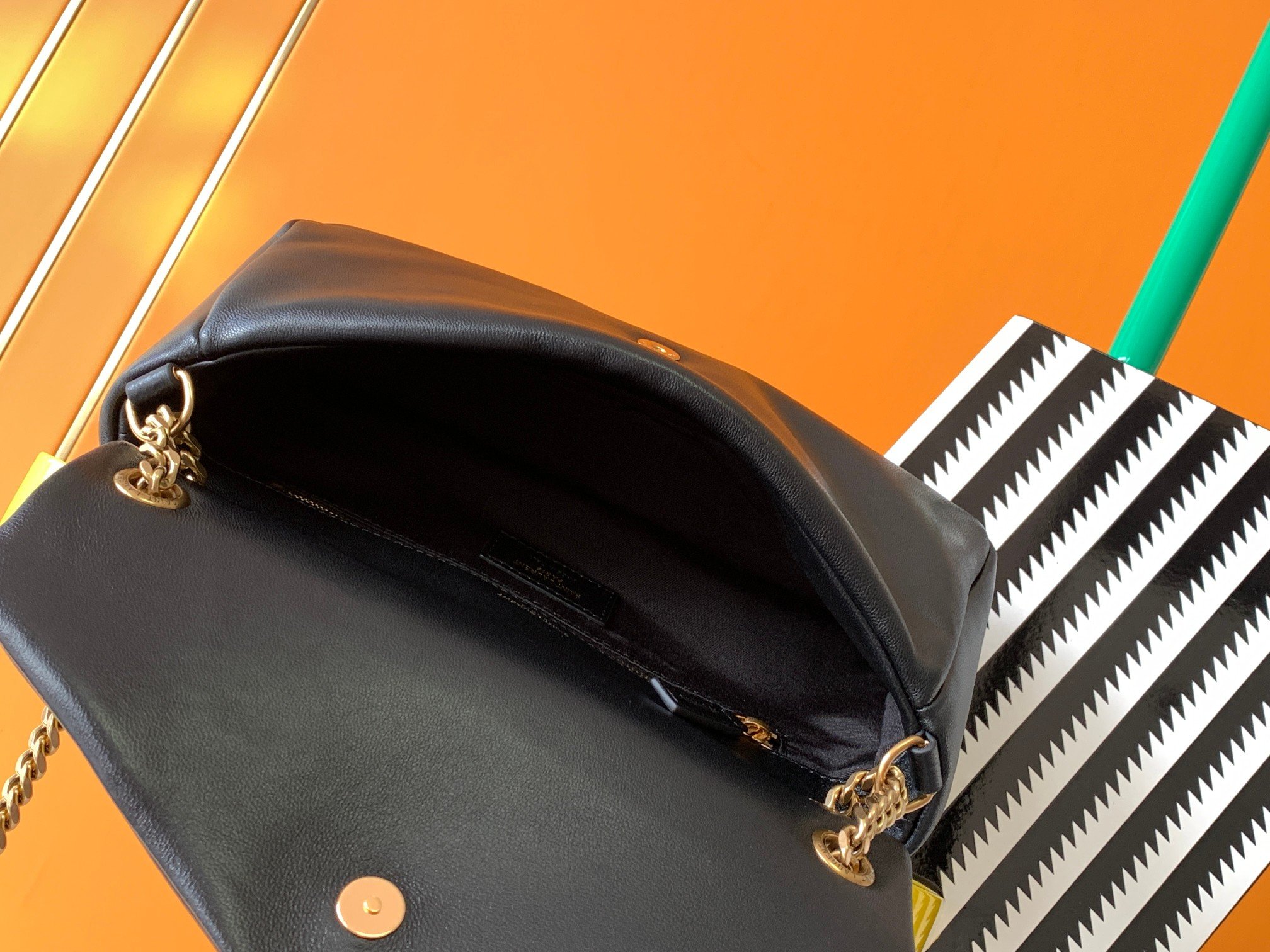 Saint Laurent Lambskin Chain Bag - Image 3