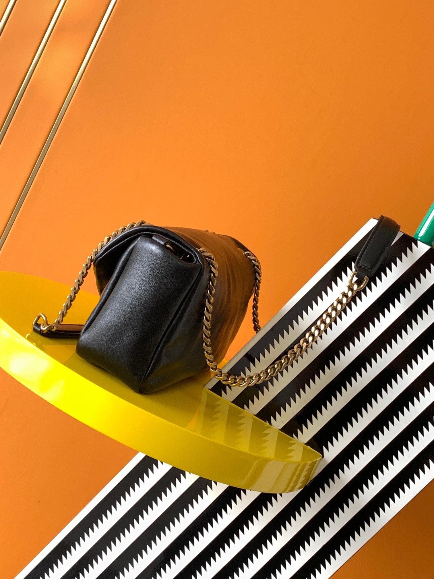 Saint Laurent Lambskin Chain Bag - Image 5