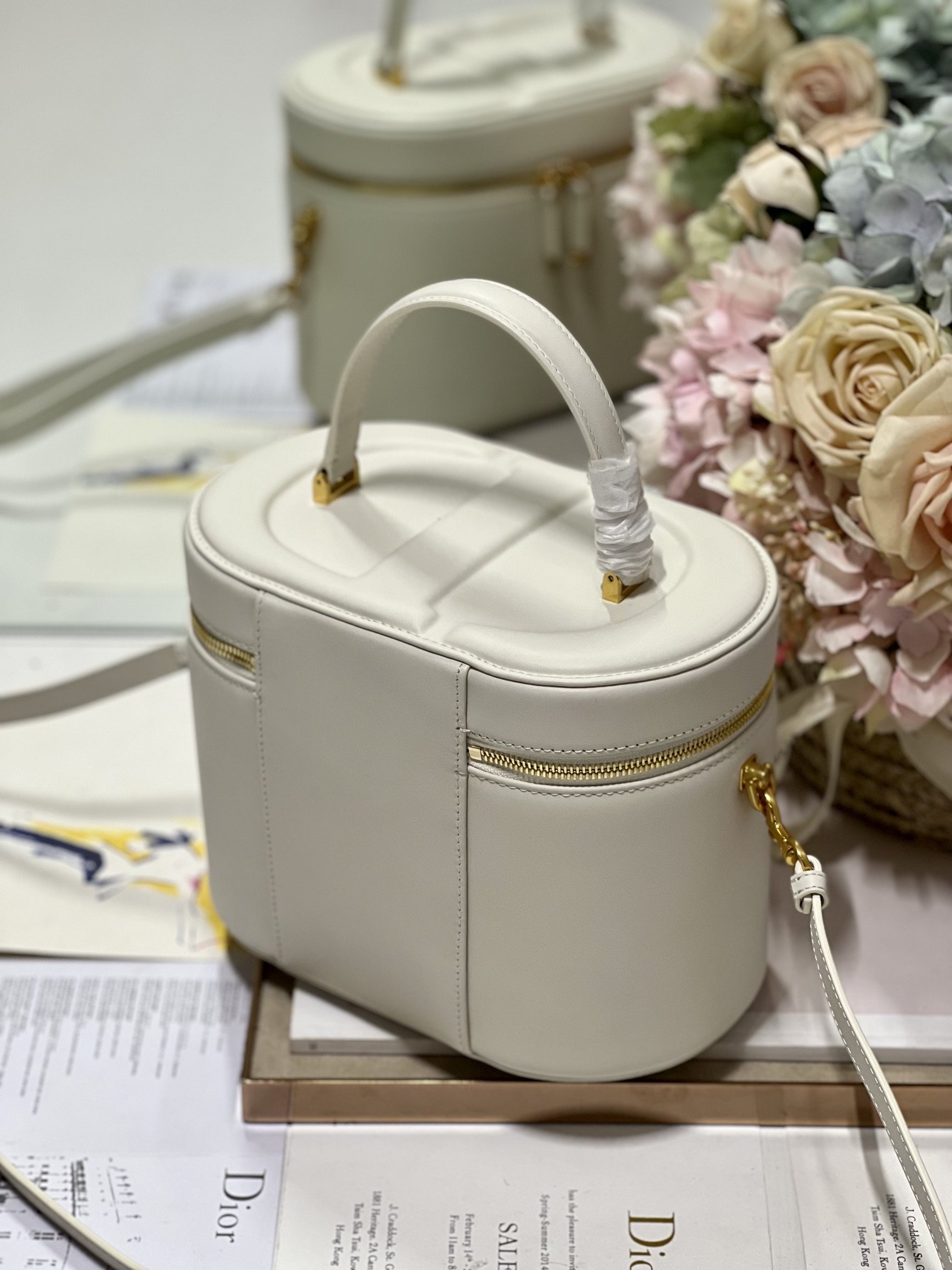 Dior Large White Cosmetic Box Bag - Image 7
