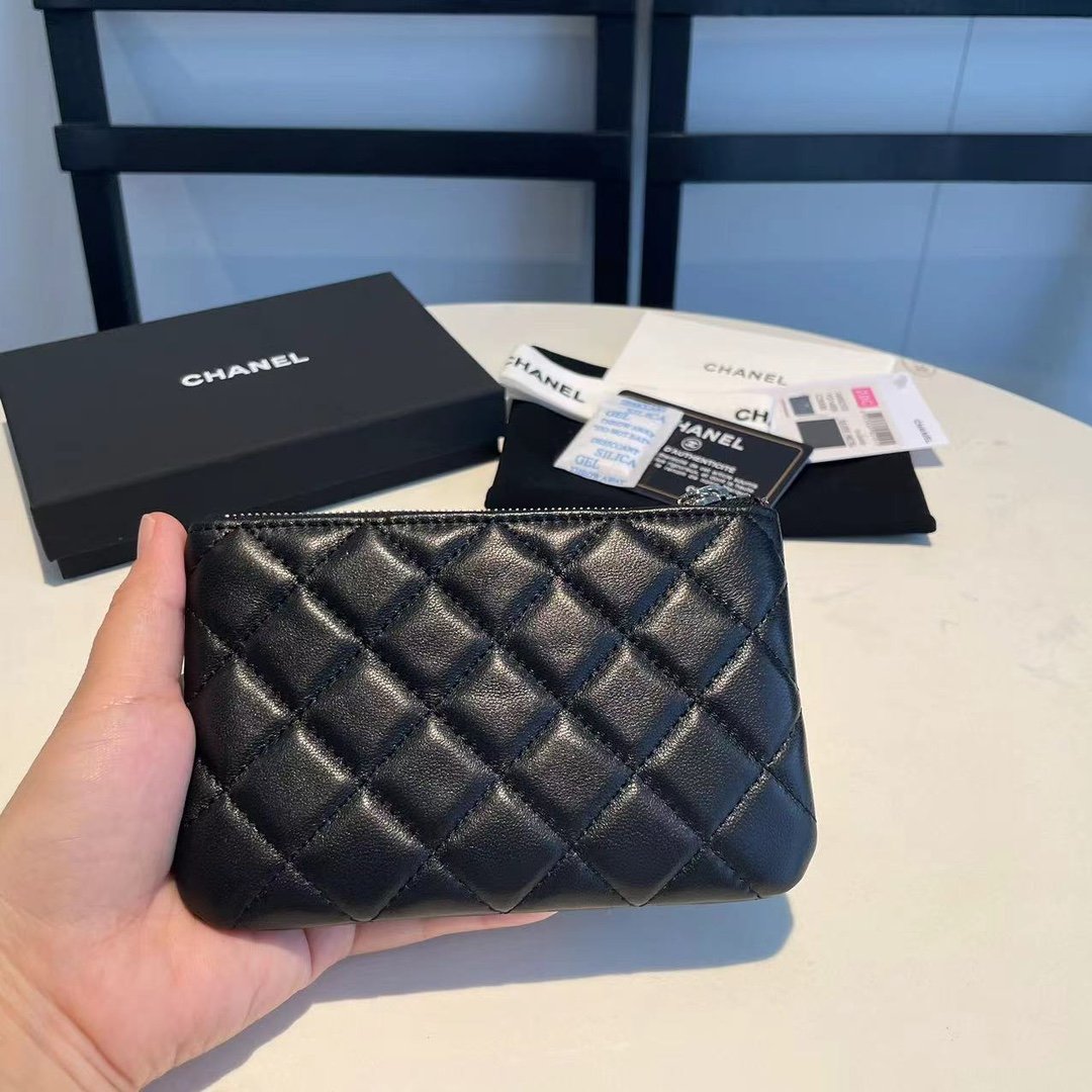 Chanel New Coin Purse - Image 2