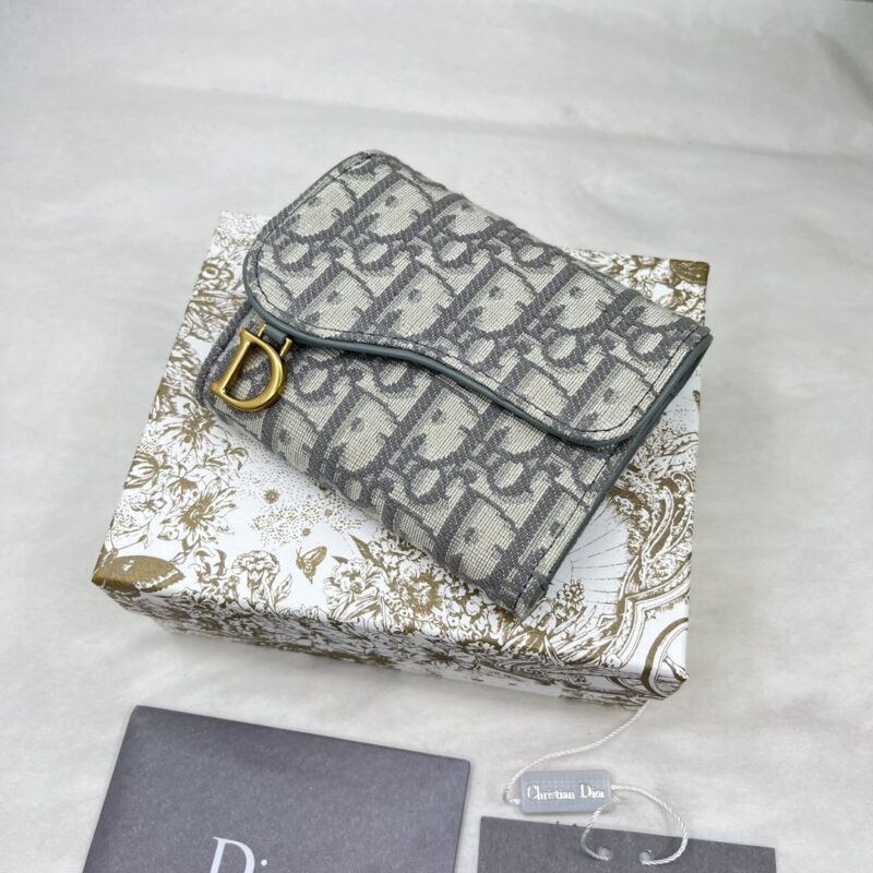 Dior Presbyopia Wallet
