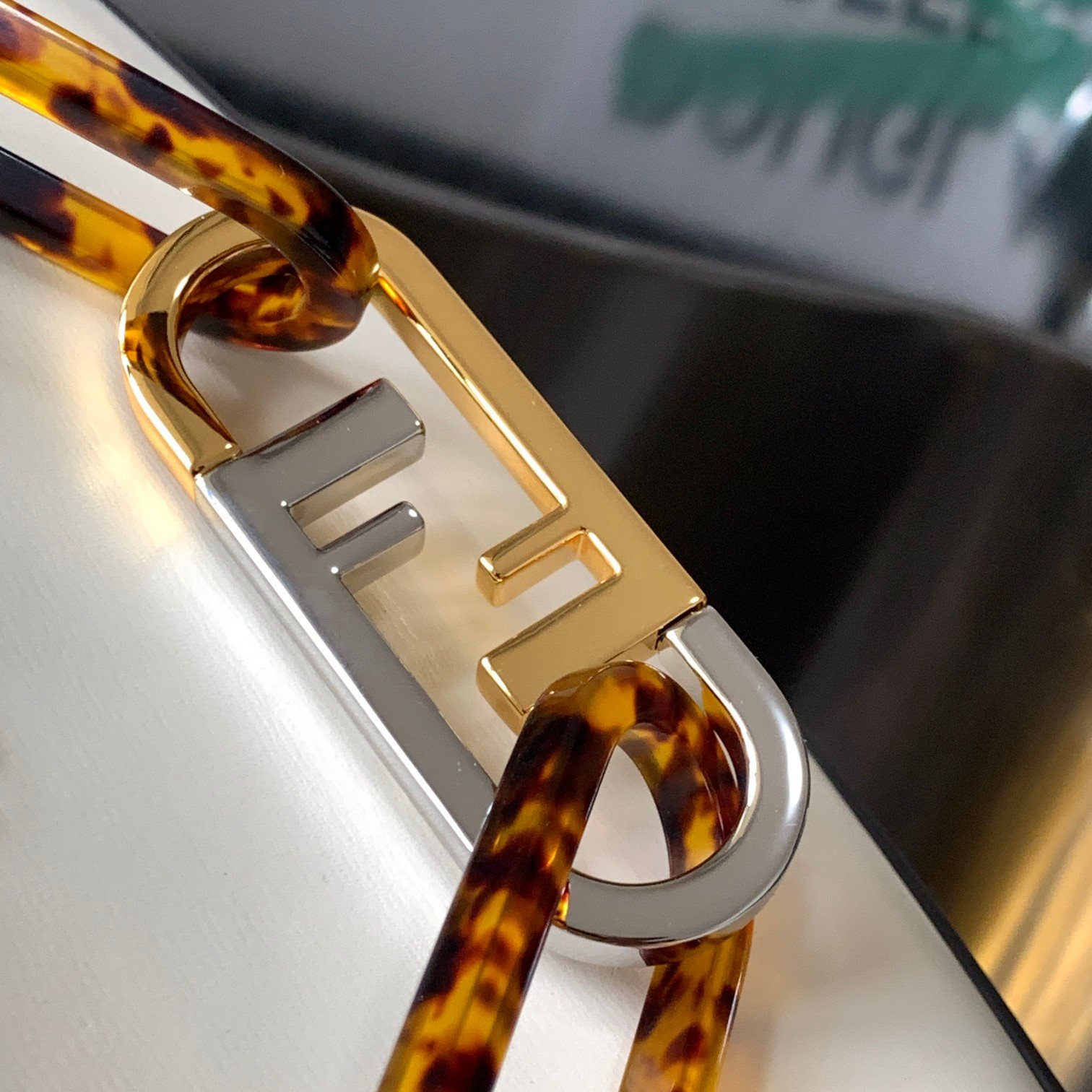 Fendi O'Lock Swing Bag - Image 5