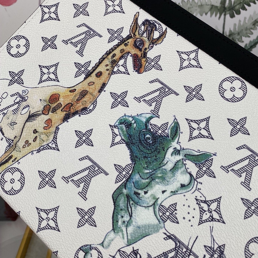 Louis Vuitton Pochette Voyage Medium Bag - Image 4