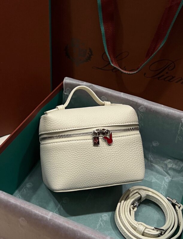 Loro Piana Extra Pocket L11.5 Bag