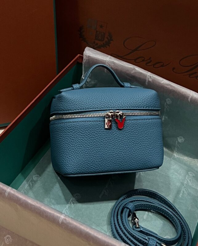 Loro Piana Extra Pocket L11.5 Bag