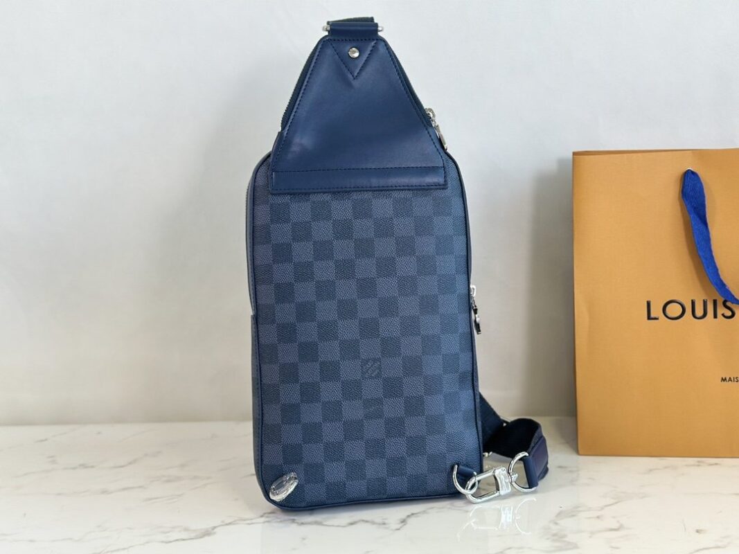 Louis Vuitton Avenue Sling Bag