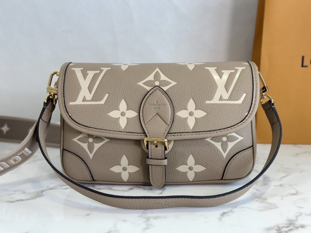 Louis Vuitton Diane Handbag