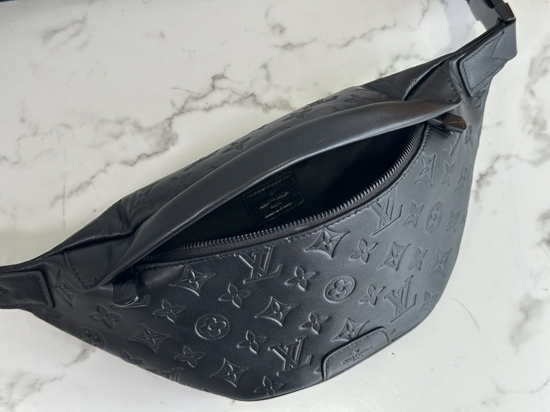 Louis Vuitton Discovery Pack - Image 6