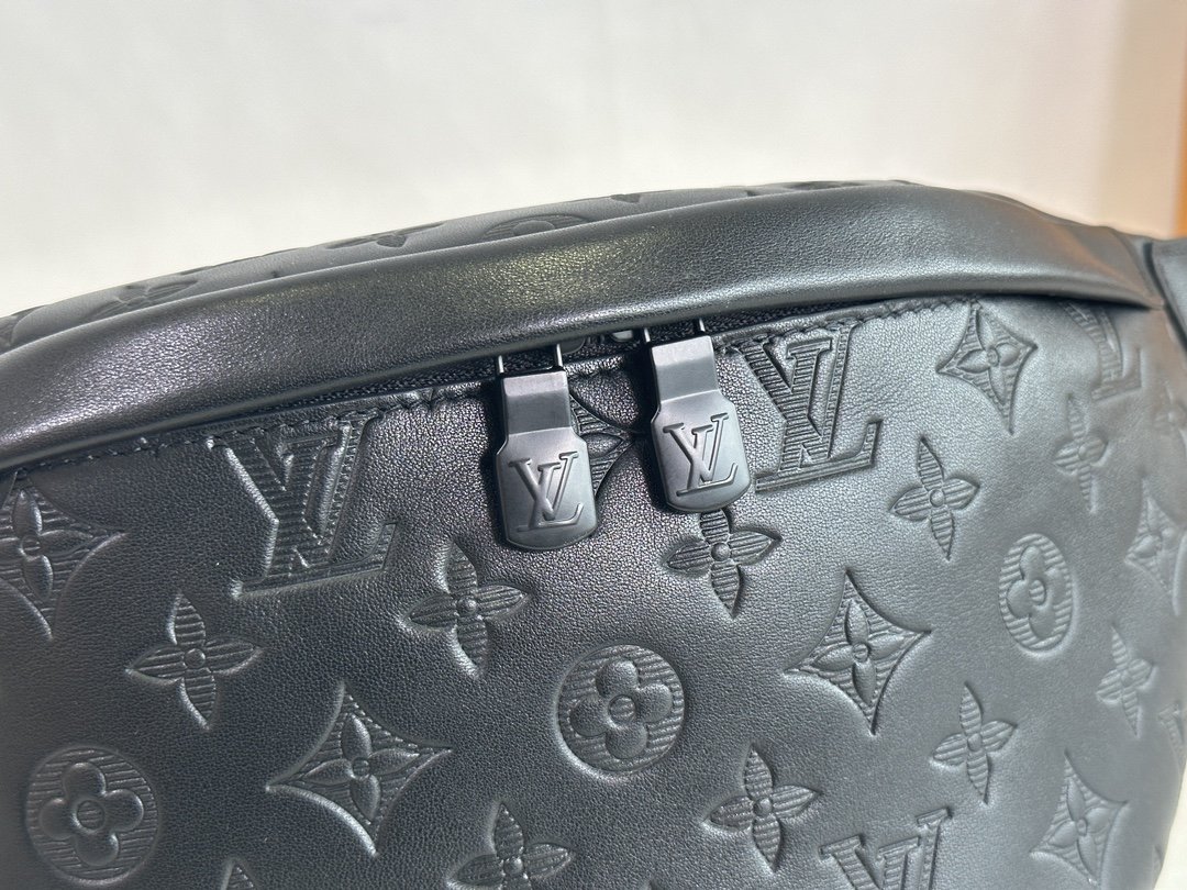 Louis Vuitton Discovery Pack - Image 7