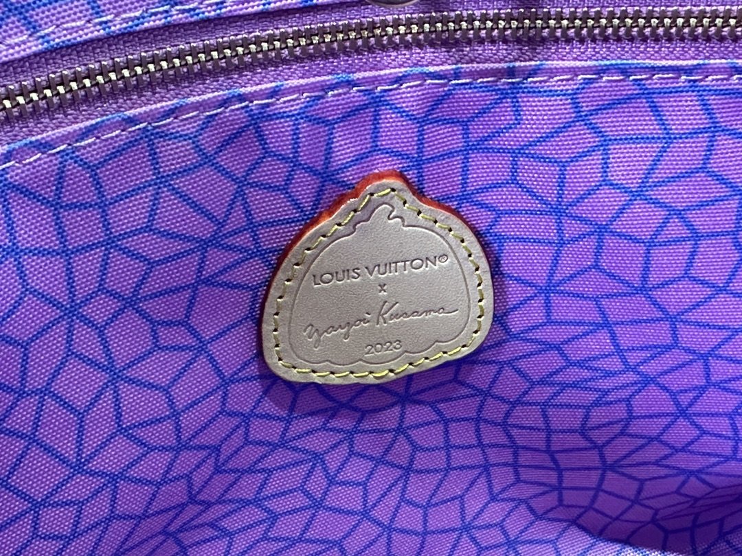 Louis Vuitton On The Go Small Handbag - Image 7