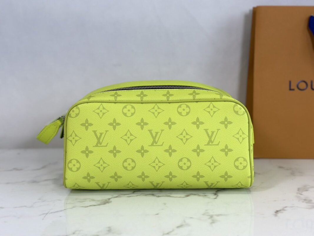 Louis Vuitton Amenity Bag