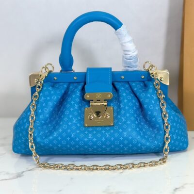 Louis Vuitton Monogram Clutch