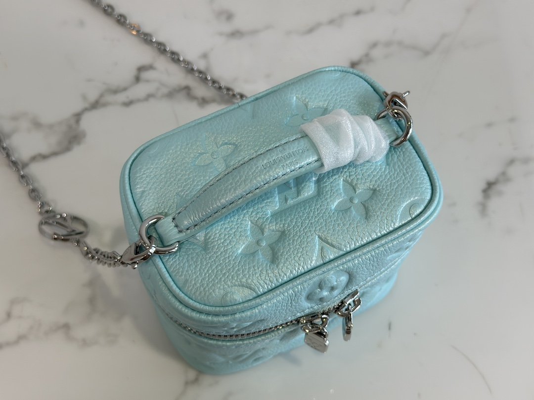 Louis Vuitton Micro Vanity Handbag - Image 9