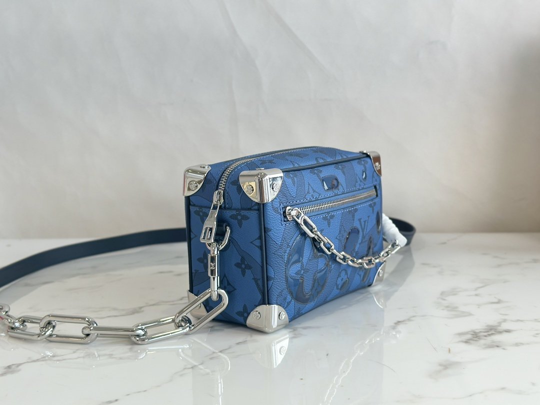 Louis Vuitton Mini Soft Trunk handbag - Image 3