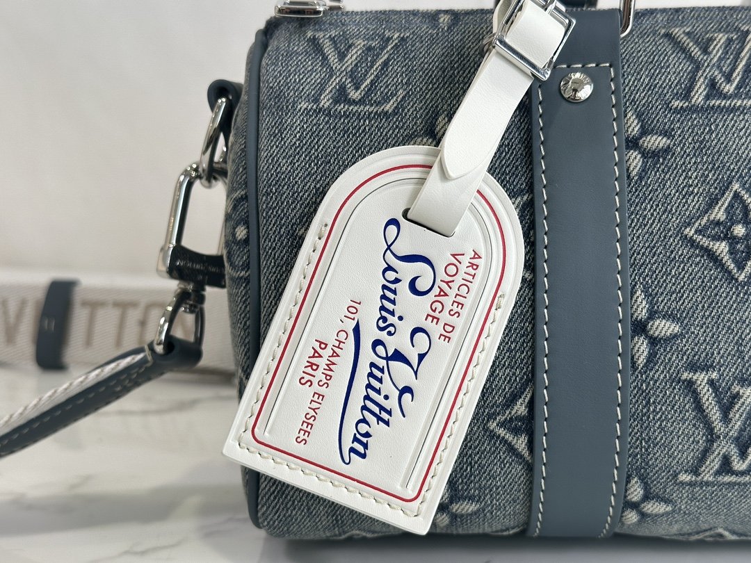 Louis Vuitton Keepall Bandoulière 25Handbag - Image 8