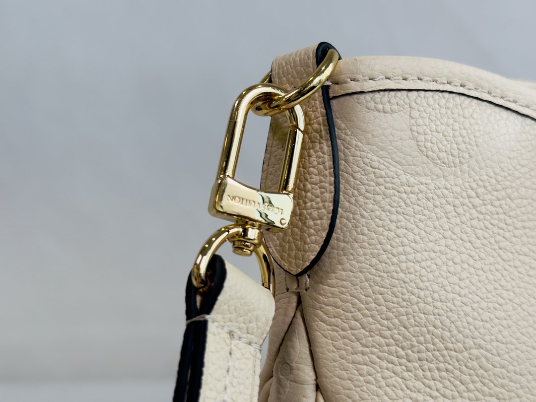 Louis Vuitton Trianon Small Handbag - Image 3