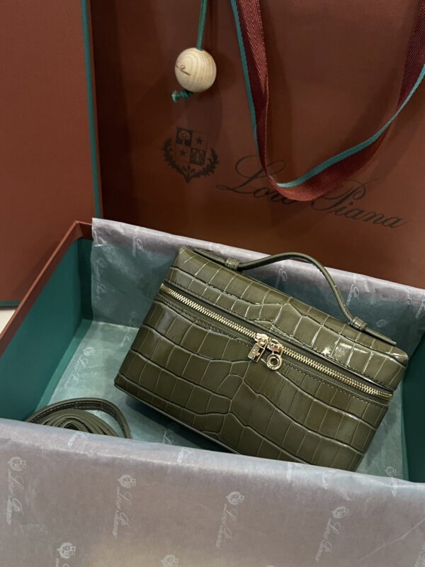 Loro Piana L19 Olive Green Embossed Crocodile Pattern GHW