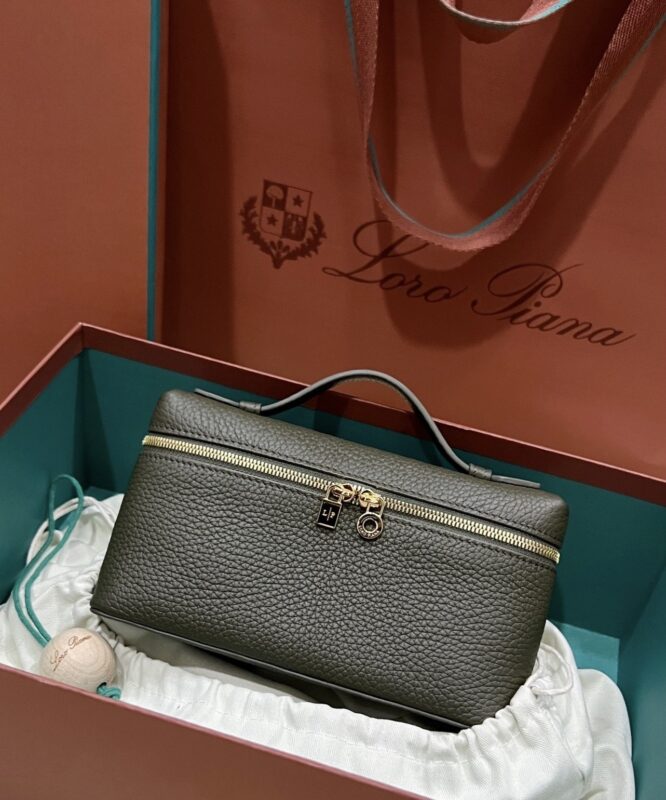 Loro Piana L19 in Dark Green TC Leather