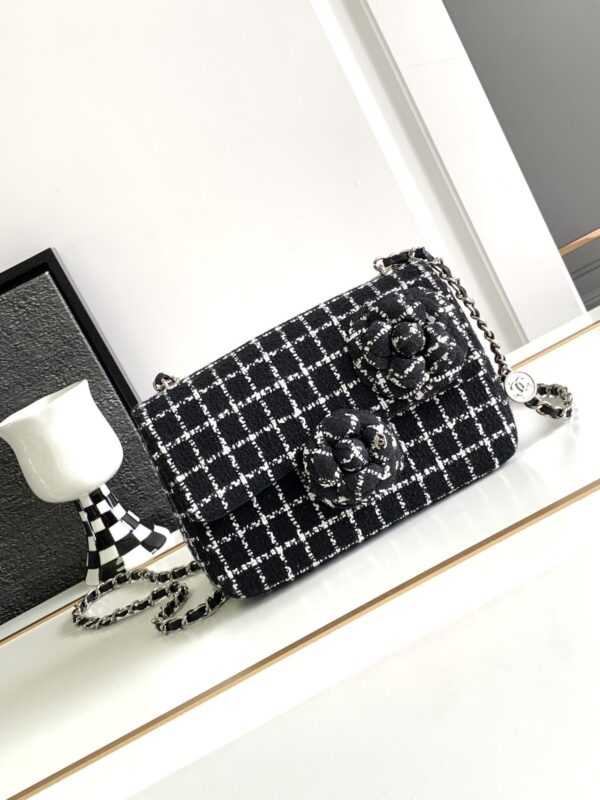 Chanel 23A Camellia Bag