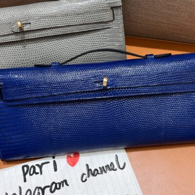 Kelly Cut 31 in Blue Lizard