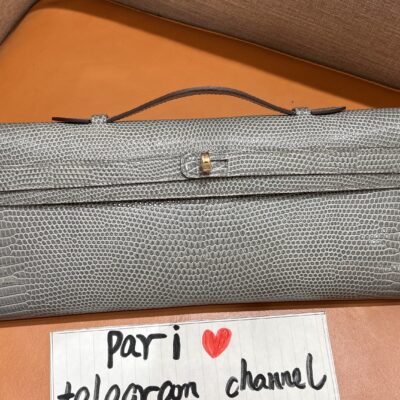 Kelly Cut 31 in Grey Lizard