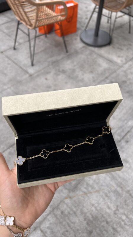 Van Cleef&Arpel Alhambra Bracelet
