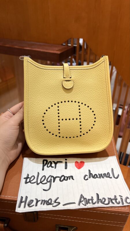 Mini Evelyne Clemence