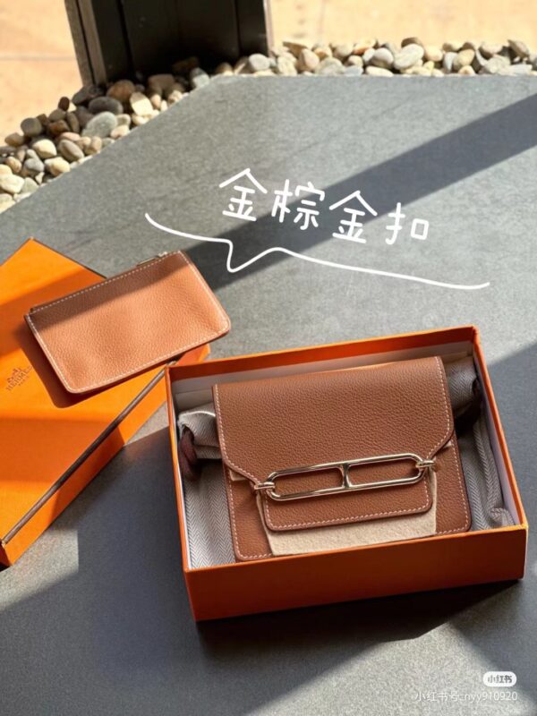 Roulis Slim in Golden Brown Clemence