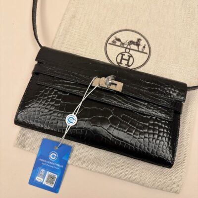 Kelly To Go Shiny Crocodile