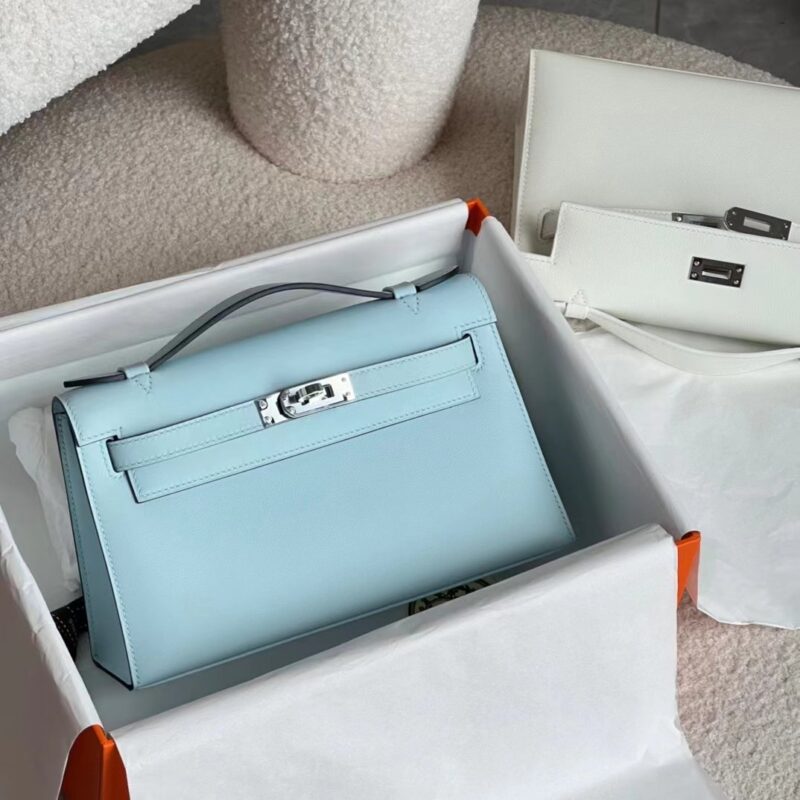 Kelly Pochette Swift