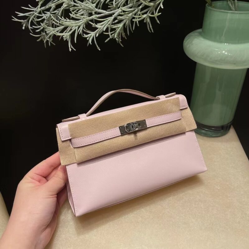 Kelly Pochette Swift
