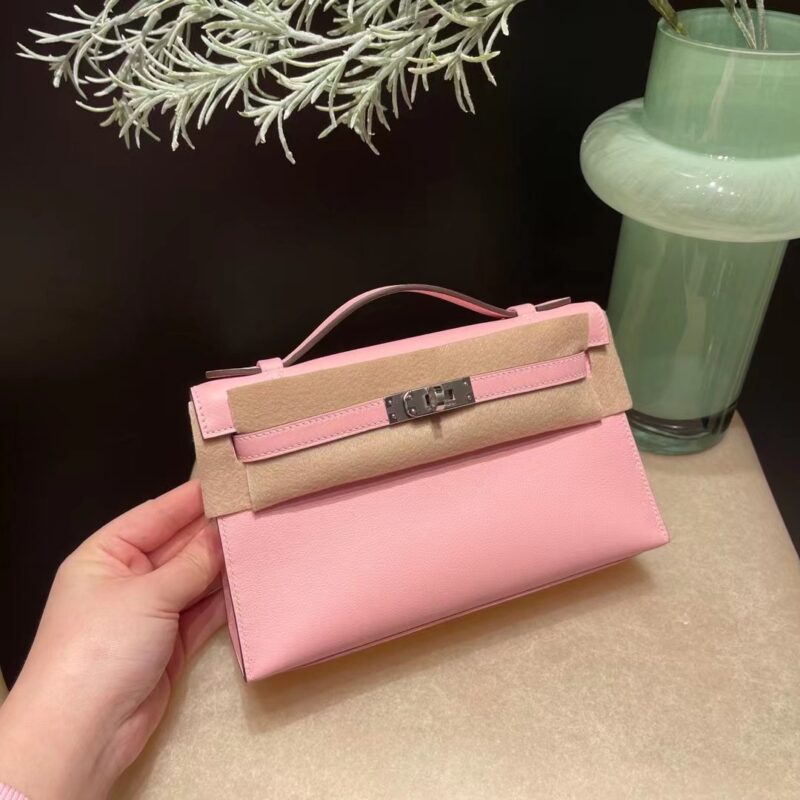 Kelly Pochette Swift