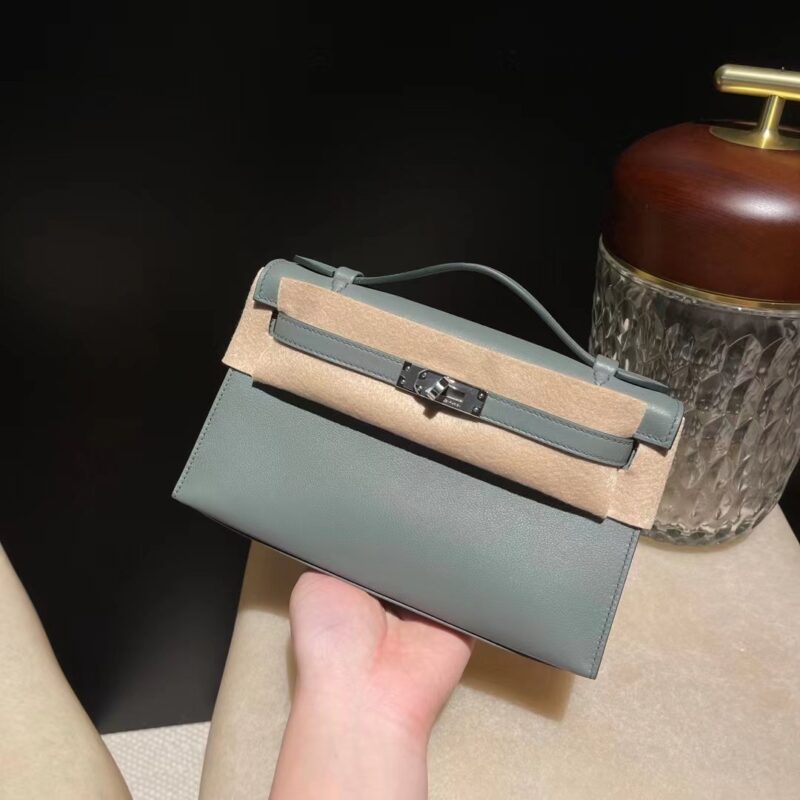 Kelly Pochette Swift