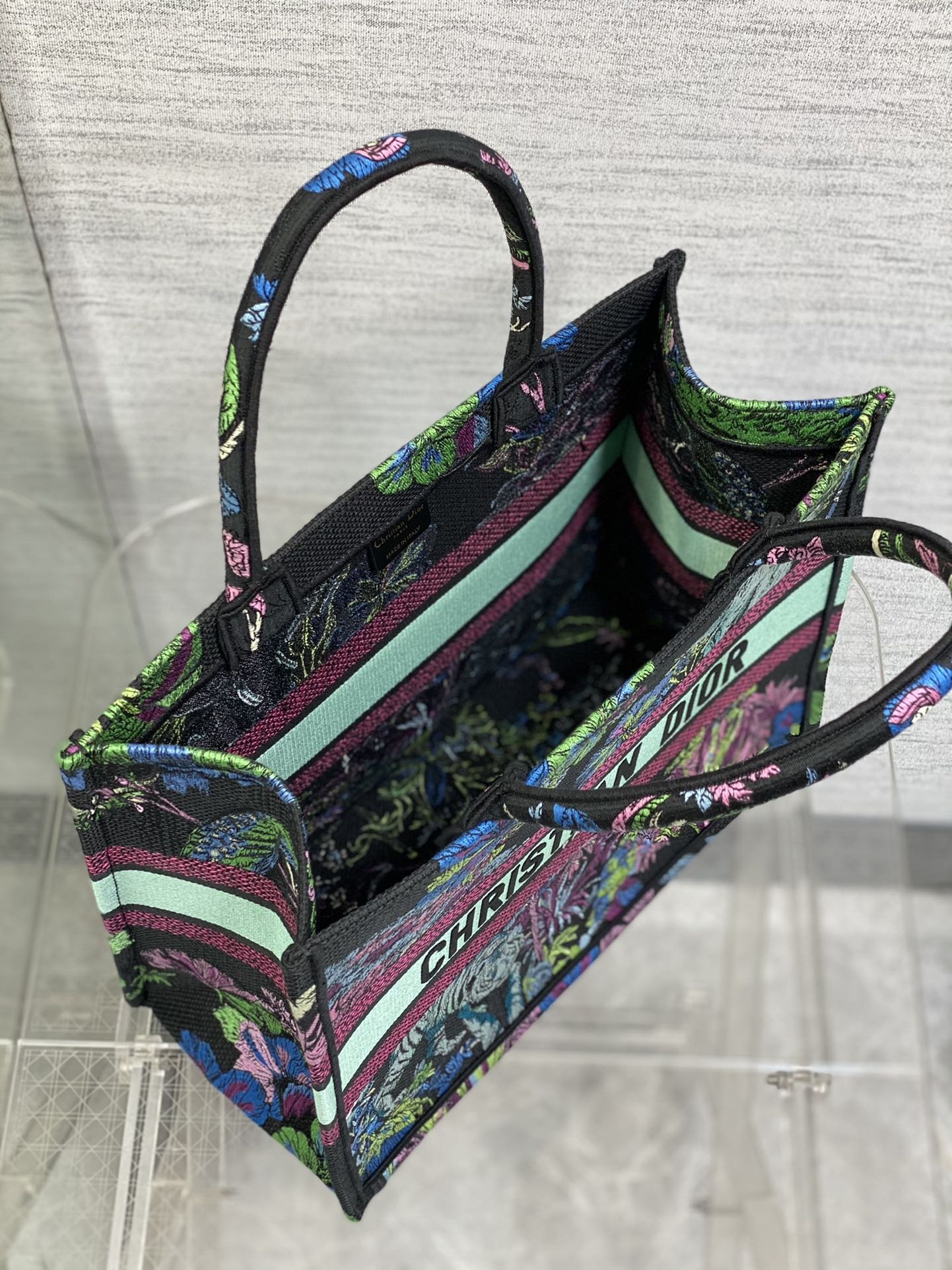 Dior Book Tote - Image 4