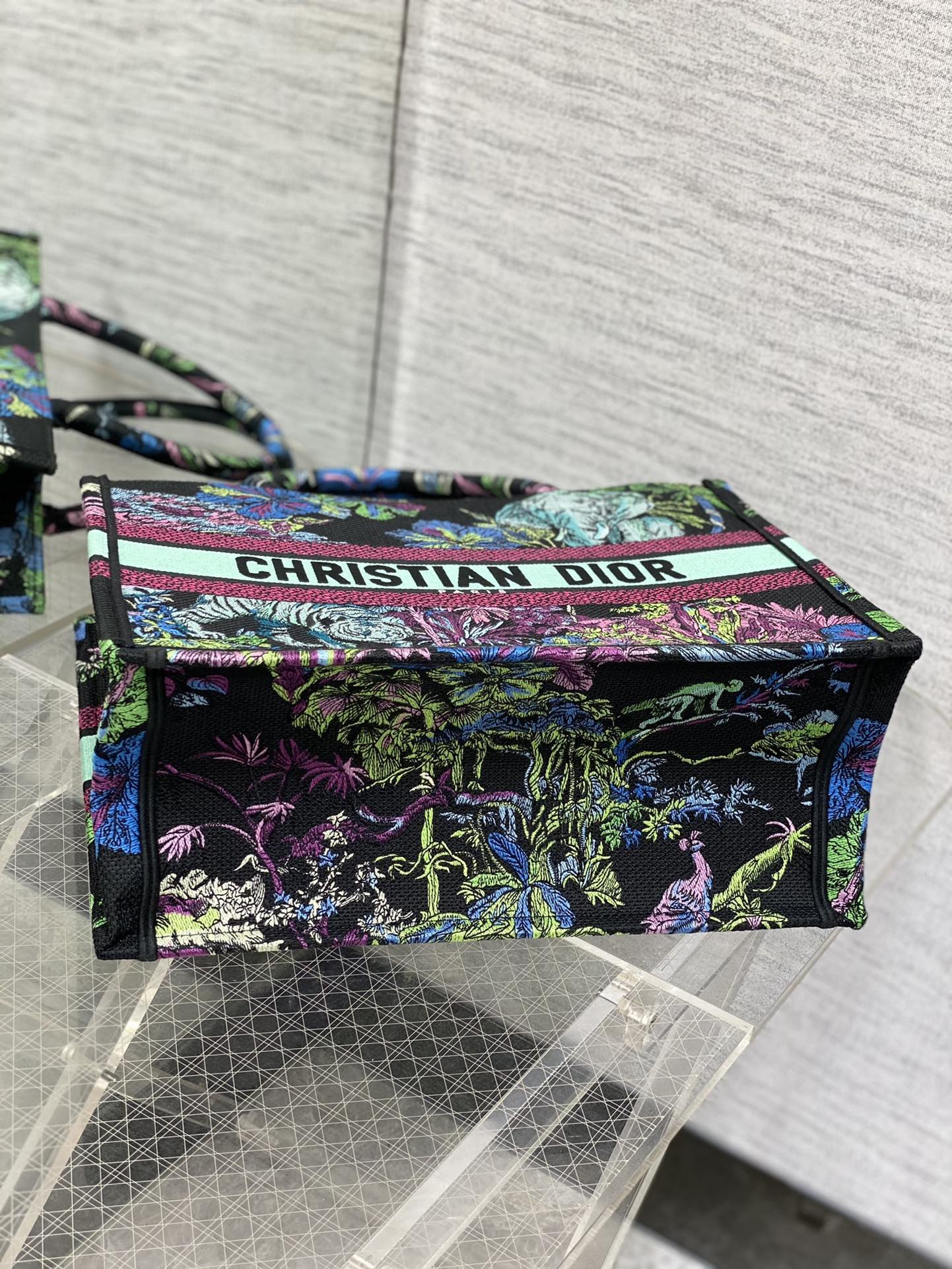 Dior Book Tote - Image 5