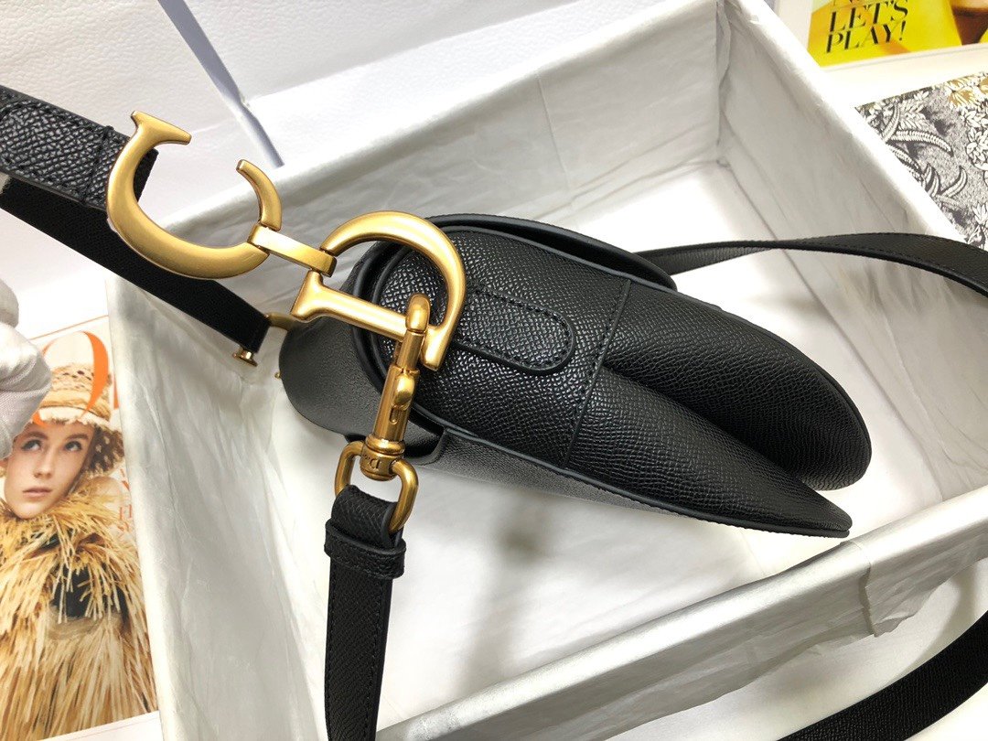 Dior Saddle Bag - Image 5