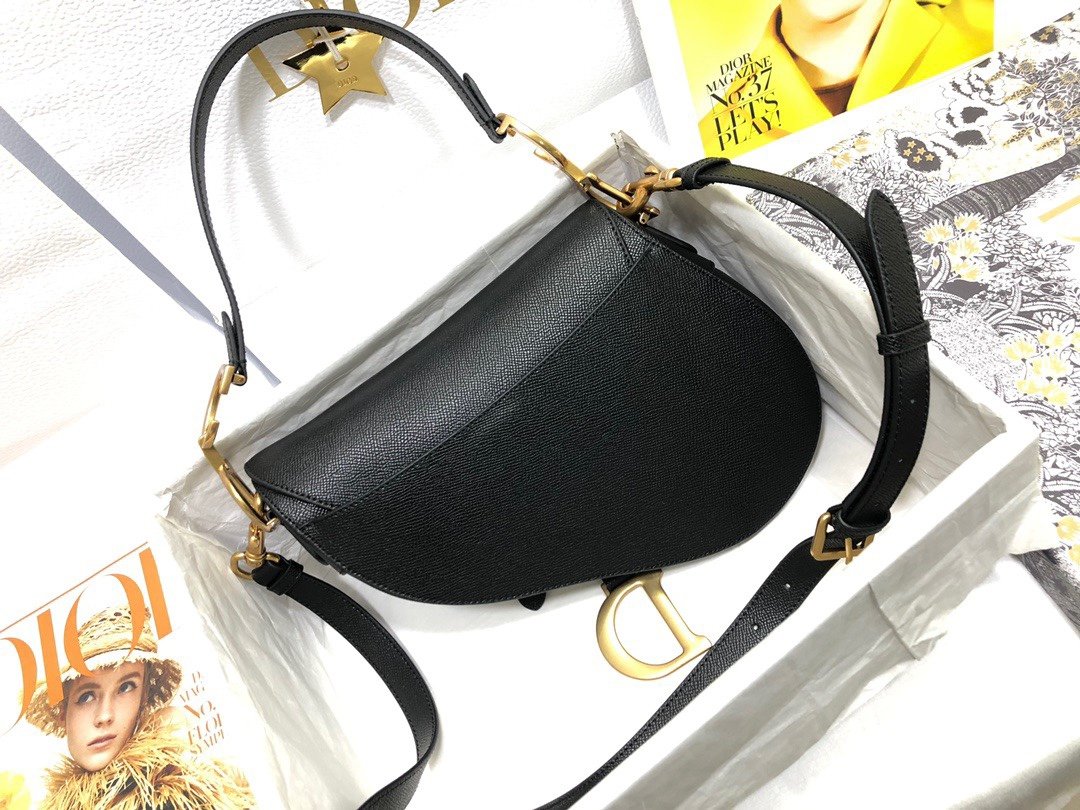 Dior Saddle Bag - Image 2