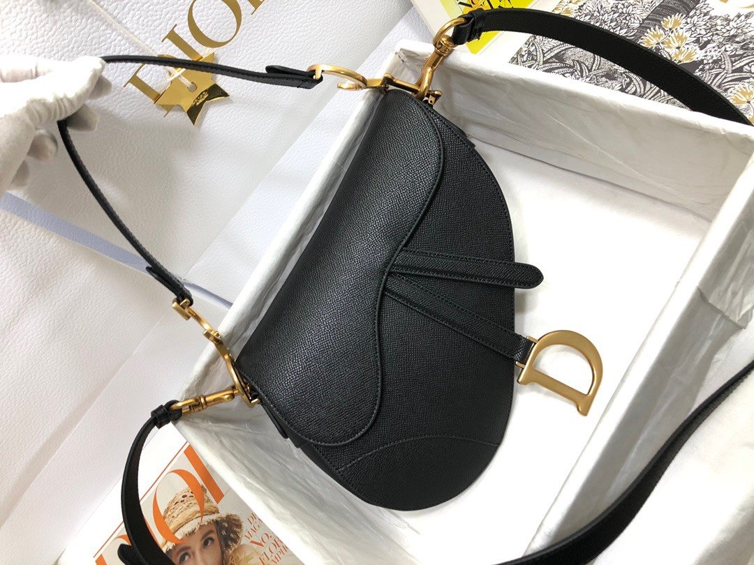 Dior Saddle Bag - Image 7