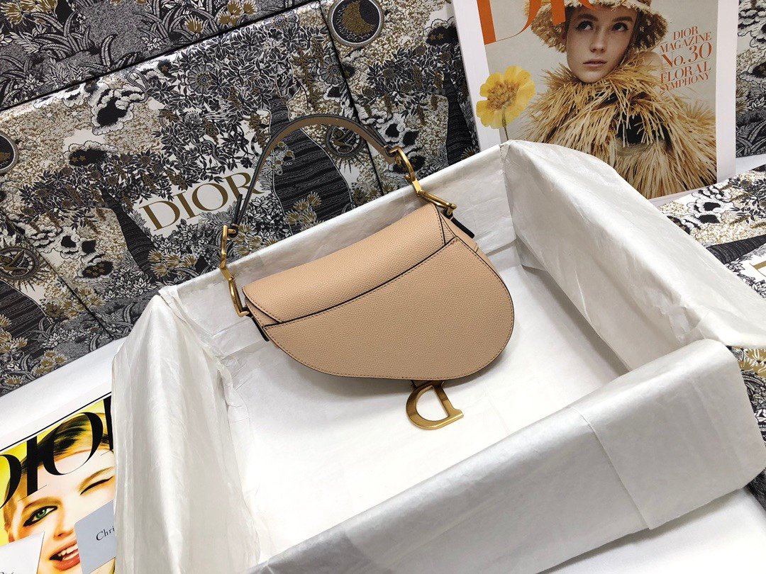 Dior Saddle Bag - Image 2