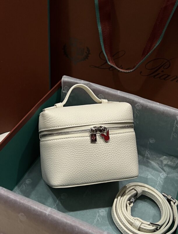 Loro Piana Extra Pocket L11.5 Bag