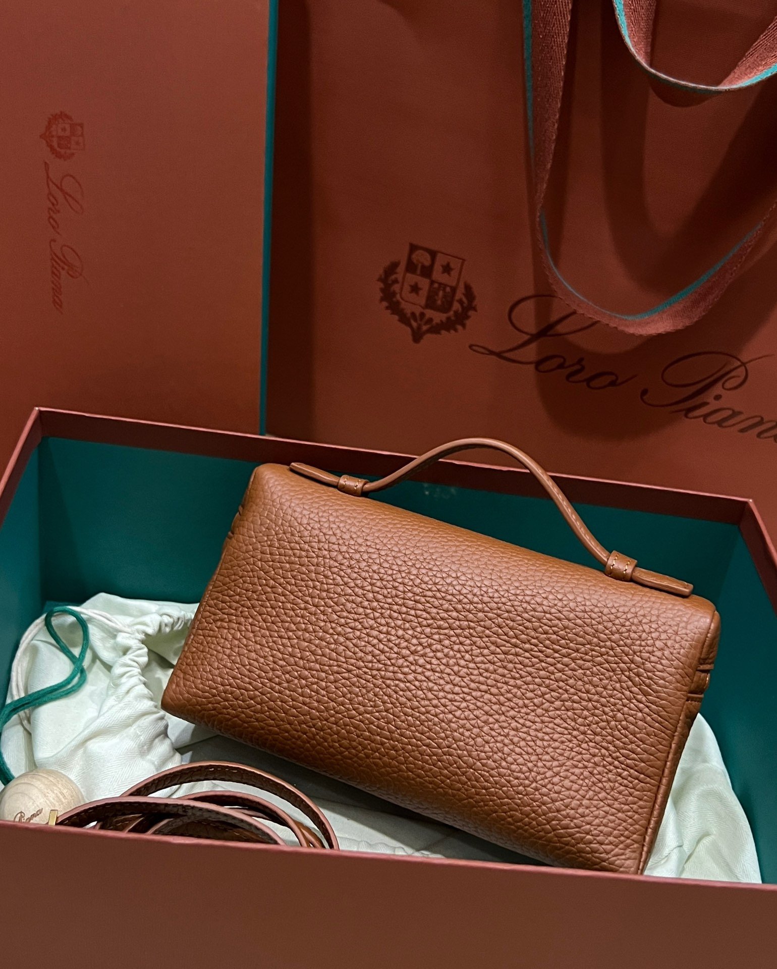 Loro Piana L19 - Image 2