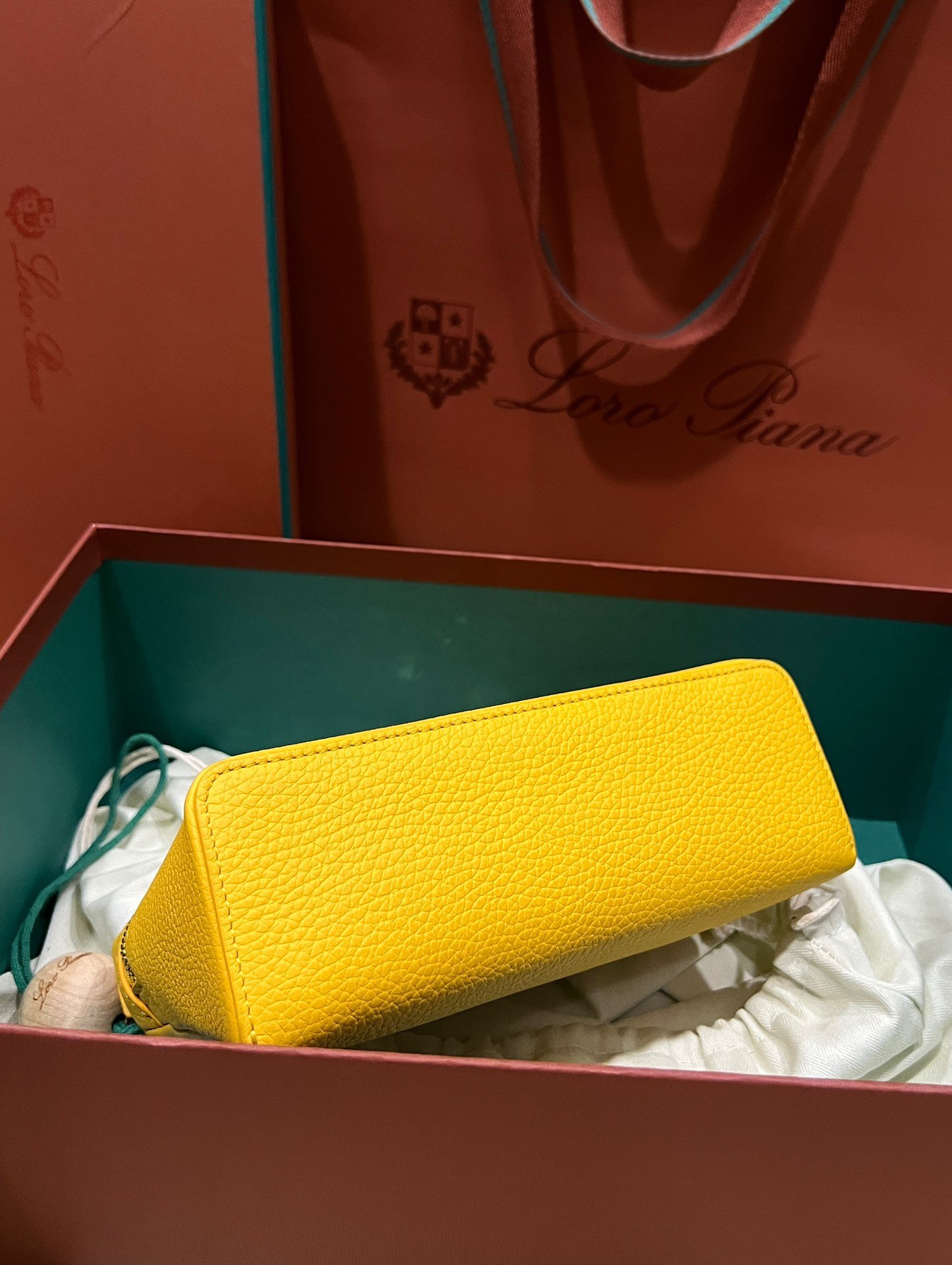 Loro Piana L19 - Image 9