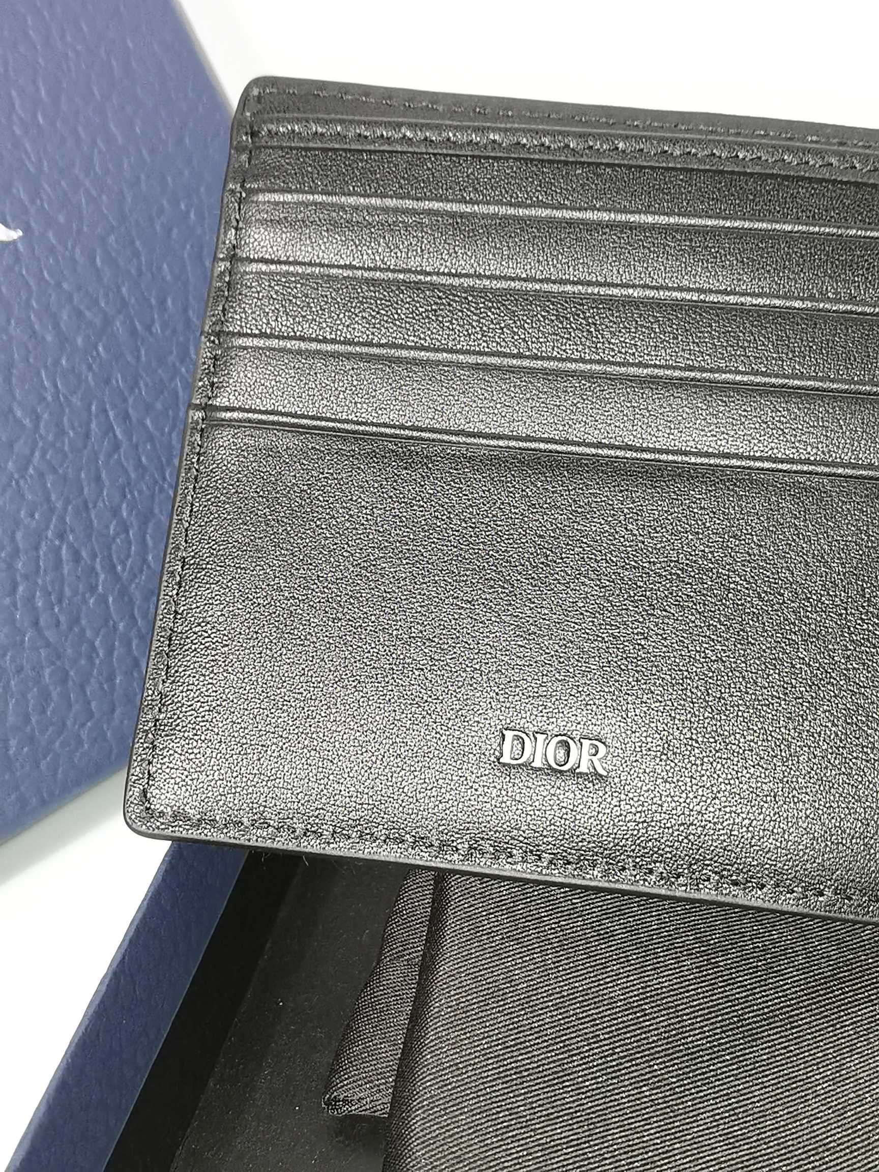 Dior Oblique Wallet - Image 3